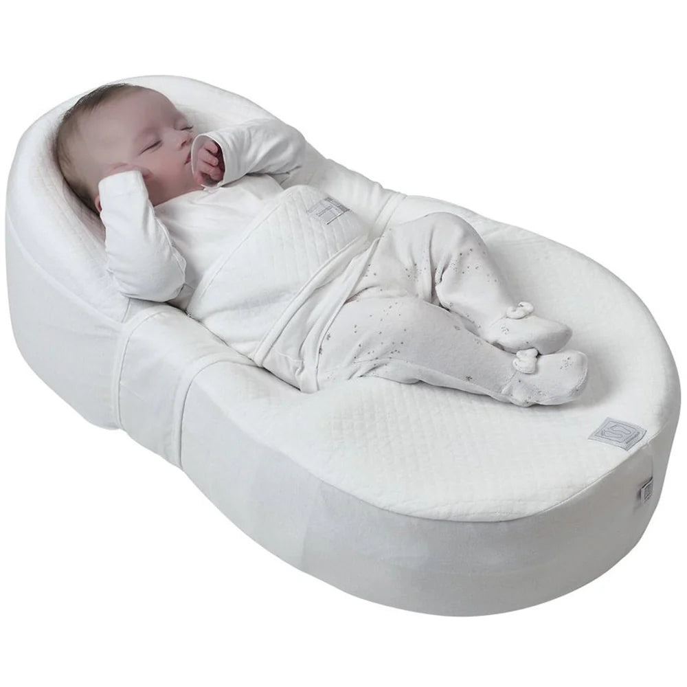 Cocoonababy Nest by Red Castle