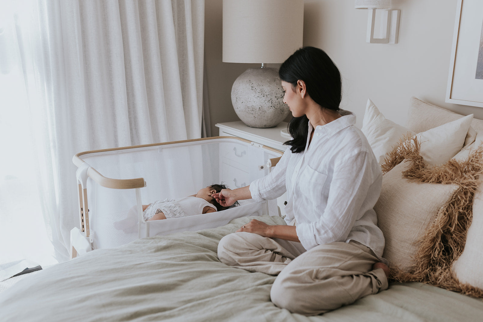 BabyRest Alfie 2.0 Bedside Bassinet