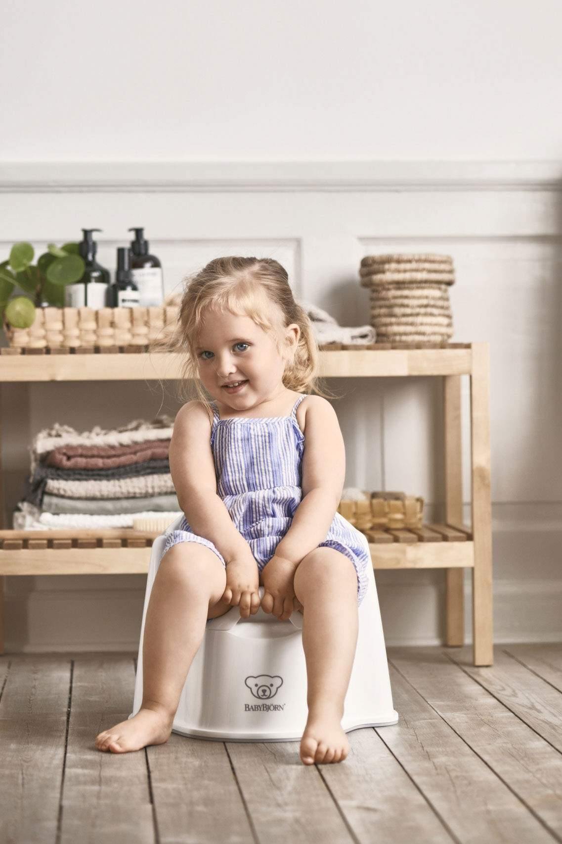 BabyBjorn Potty Chair - Kiddie Country